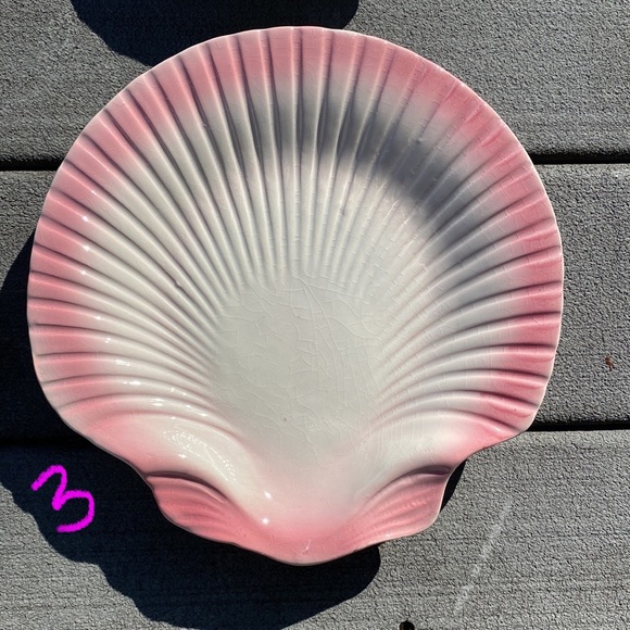 Vintage Seashell Plates Set of 4 - Picture 4 of 11